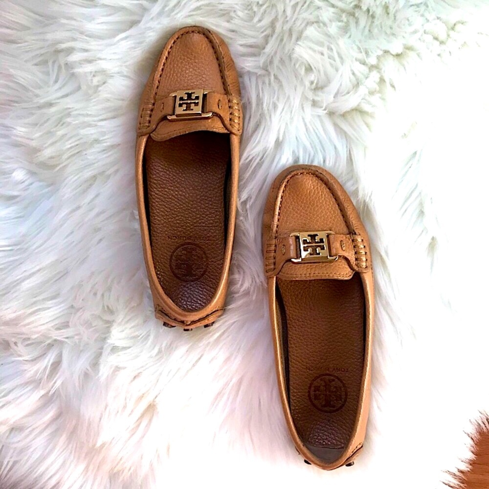 Authentic Tory Burch Loafer in Pebble Leather
